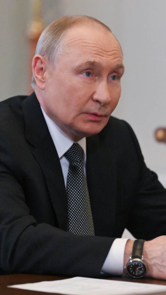 Putin, "pronto a incontrare Zelensky per chiudere un accordo"