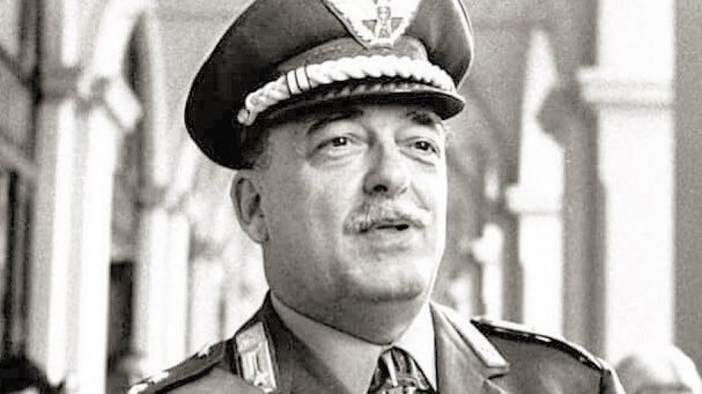 Quaranta anni fa la mafia uccideva il generale Carlo Alberto Dalla Chiesa. Mattarella lo definisce "un eroe del nostro tempo"