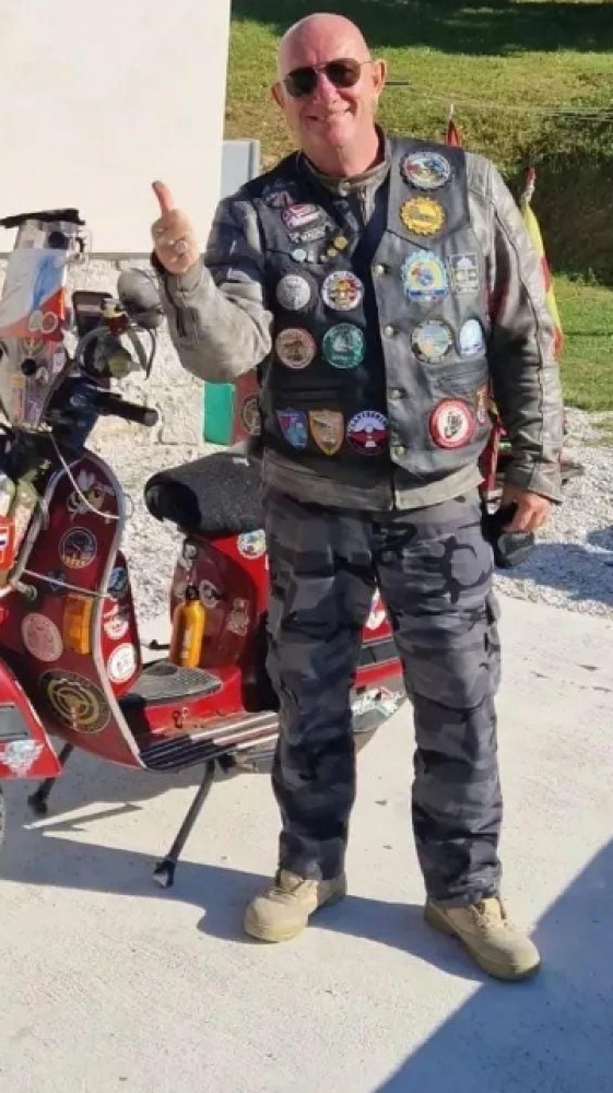 Raggiunge Capo Nord in Vespa, muore in un incidente stradale nel Lodigiano, Mauro Tresoldi era solito compiere imprese sul suo scooter