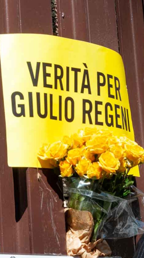 Giulio Regeni, spunta il racconto di un testimone: "L'ho visto in carcere, era sfinito dalle torture"