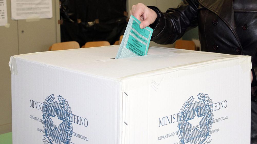 Regionali, come si vota in Emilia-Romagna e Calabria