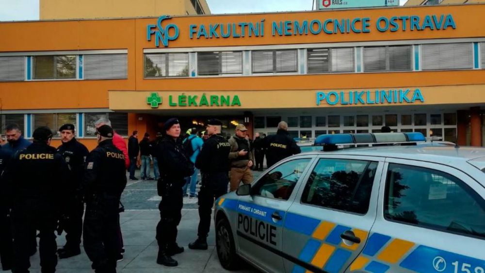 Repubblica Ceca, sparatoria in un ospedale, 6 morti