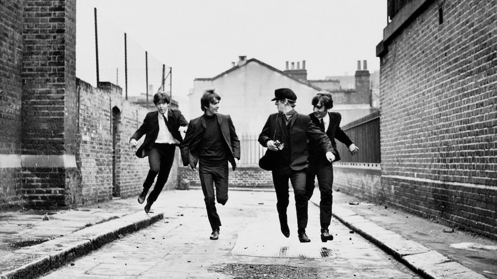 Reunion dei Beatles per un'ultima canzone grazie all'IA. Grazie alla tecnologia ricreata la voce di Lennon