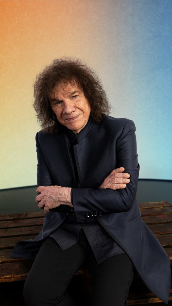 Riccardo Cocciante presenta a RTL 102.5 il nuovo album “Ho vent’anni con te”