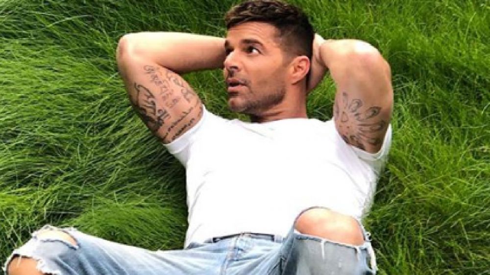 Ricky Martin papà per la quarta volta, è nato Renn