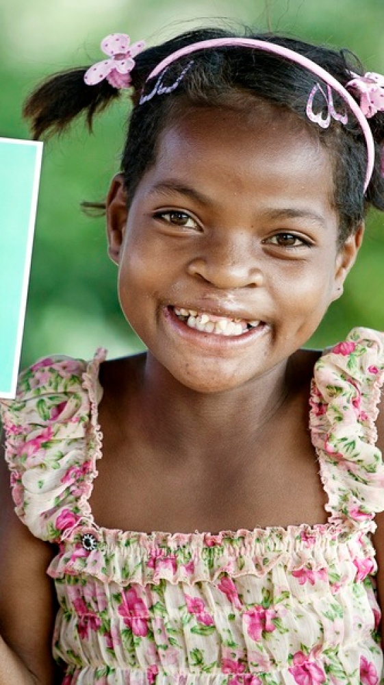 Ridare il sorriso ai bimbi che vivono nei Paesi più poveri del mondo: la storia dei medici di Operation Smile