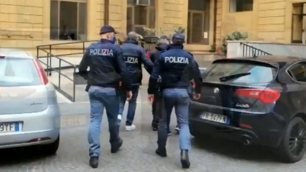 Roma, pestaggi e razzismo, arrestati quattro trapper