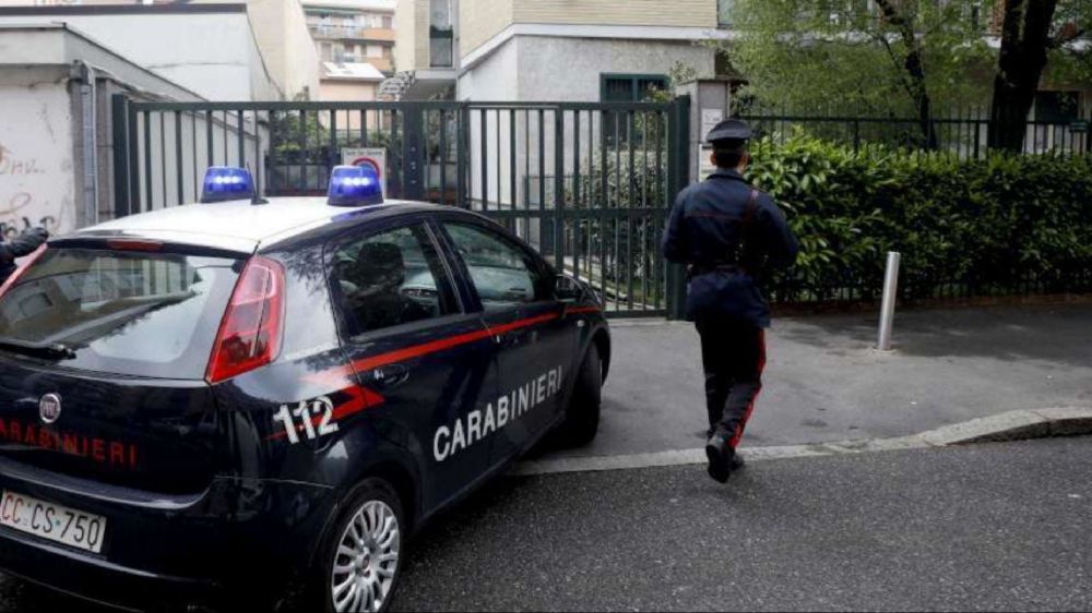 Roma, reagisce a rapina, gli sparano alla testa, grave 25enne