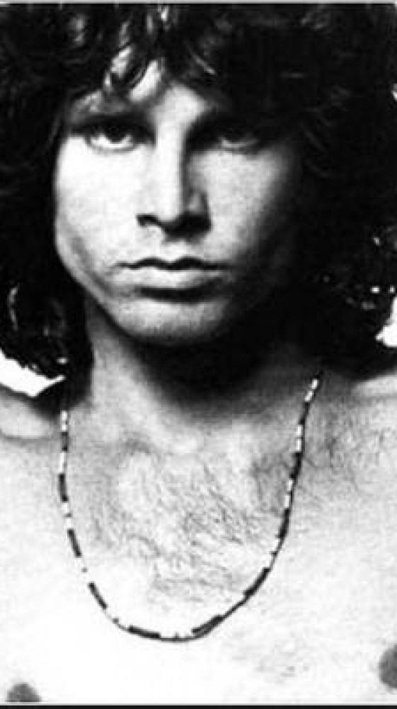 Sabato 3 luglio 1971: il giallo mai risolto della morte di Jim Morrison. Il “Re lucertola” in fuga da se stesso e dalla paranoia americana