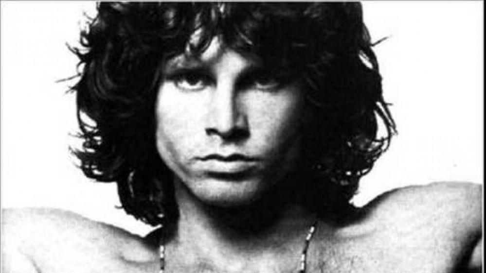 Sabato 3 luglio 1971: il giallo mai risolto della morte di Jim Morrison. Il “Re lucertola” in fuga da se stesso e dalla paranoia americana