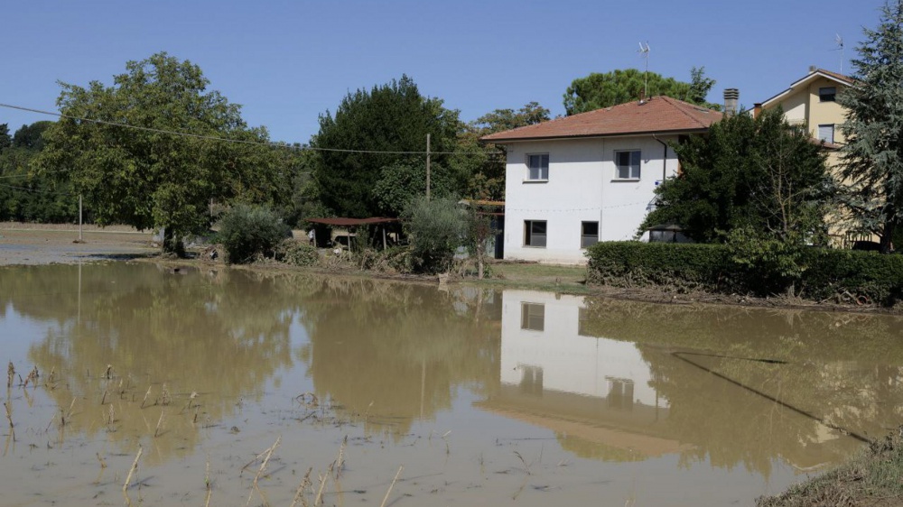 Sale a dieci vittime e quattro dispersi il bilancio delle alluvioni nelle Marche
