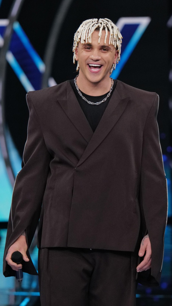 Samurai Jay per la prima volta a Sanremo 2026 con “Ossessione”: testo e significato del brano in gara