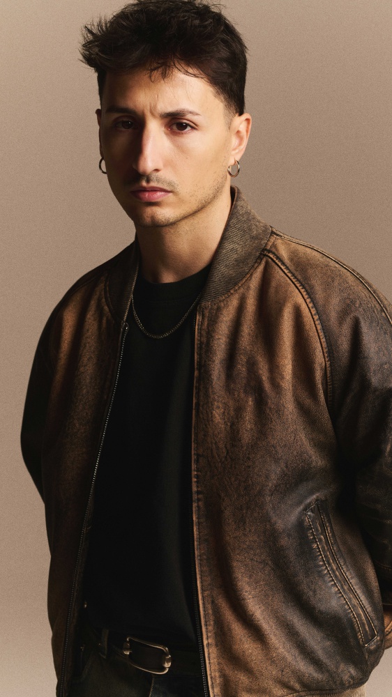 Sanremo 2026, nayt racconta a RTL 102.5 le emozioni prima del debutto al Festival con il brano “Prima che”