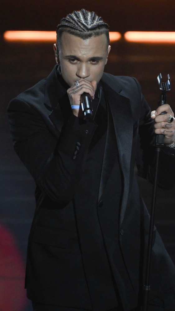 Sanremo 2026, Samurai Jay con Belen e Roy Paci nella serata dei duetti con Baila Morena: tutto ciò che c'è da sapere