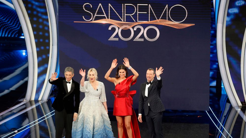 Sanremo, 9,5 milioni di spettatori e 53,3% di share per la quarta serata