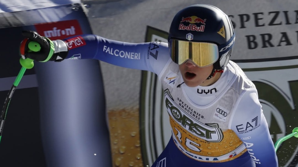 Sci, Coppa del Mondo, super Sofia Goggia vince a Cortina, terzo posto per Federica Brignone