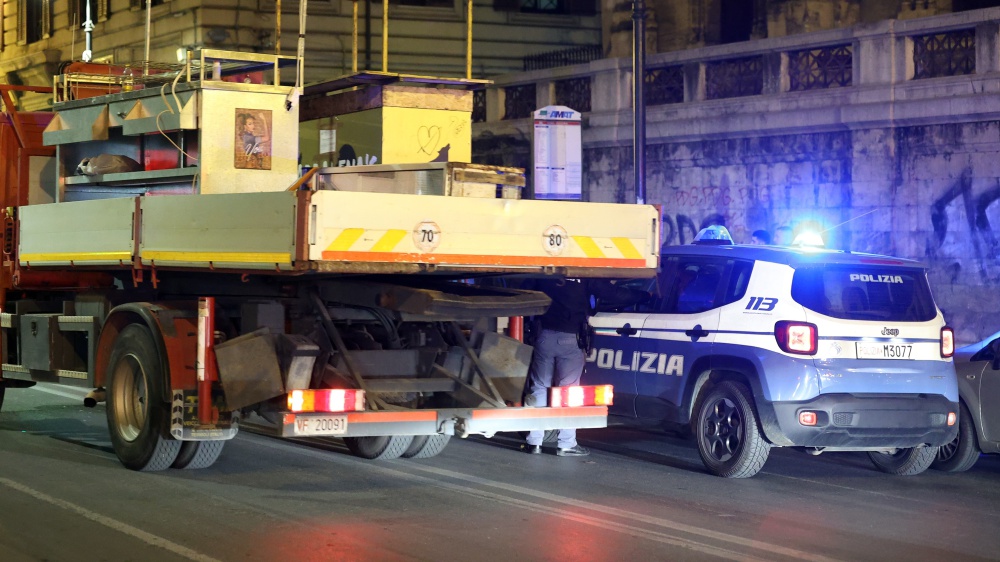 Scontro tra auto, quattro giovani morti nel Casertano. Tutti ventenni
