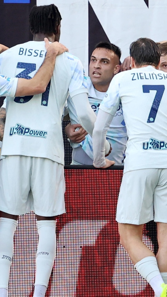 Serie A, Udinese-Inter 0-1, Napoli-Sassuolo 1-0, Cagliari-Juventus 1-0