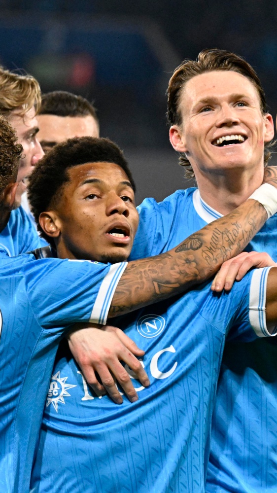 Serie A, Cagliari-Genoa 3-3, Udinese-Bologna 0-3, Fiorentina-Juventus 1-1, Napoli-Atalanta 3-1