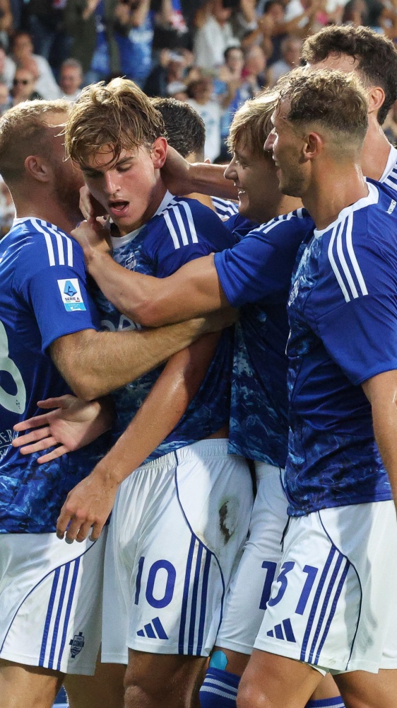 Serie A, Como-Lazio 2-0, Cagliari-Fiorentina 1-1, Juventus-Parma 2-0, Atalanta-Pisa 1-1