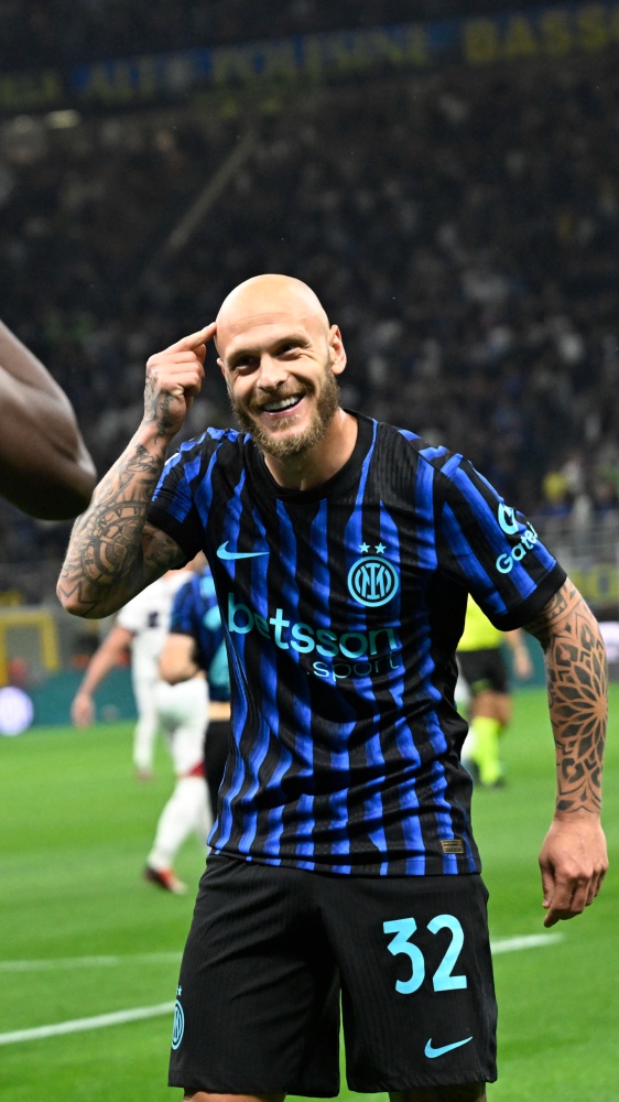 Serie A: l'Inter è a un passo dallo Scudetto, Cagliari battuto. Altro ko per il Como