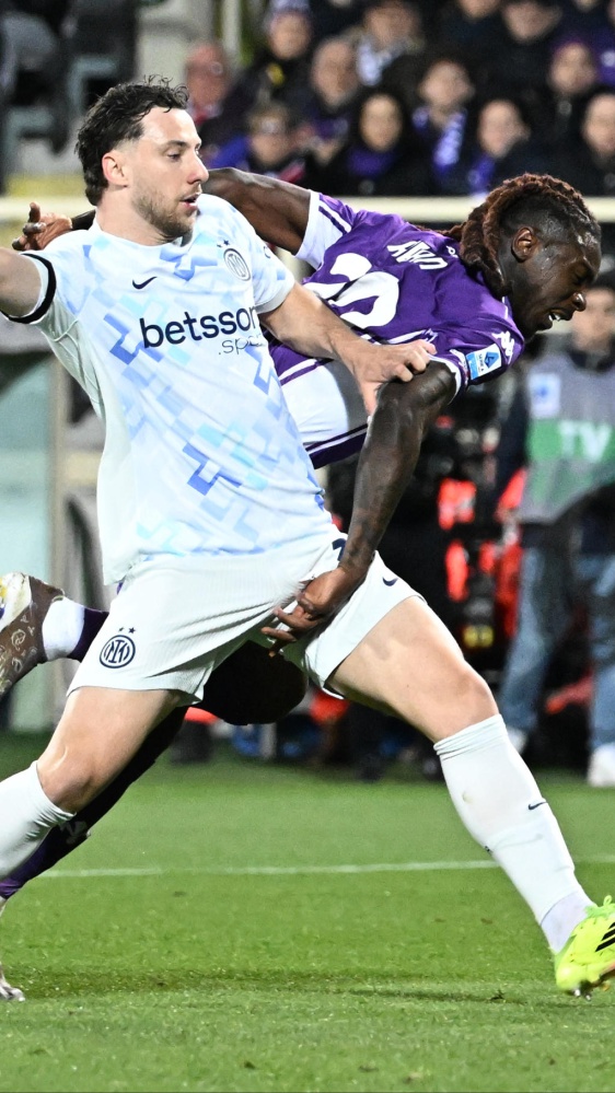 Serie A: l'Inter frena ancora, contro la Fiorentina finisce in parità. Il Como non si ferma più, la Roma aggancia la Juventus