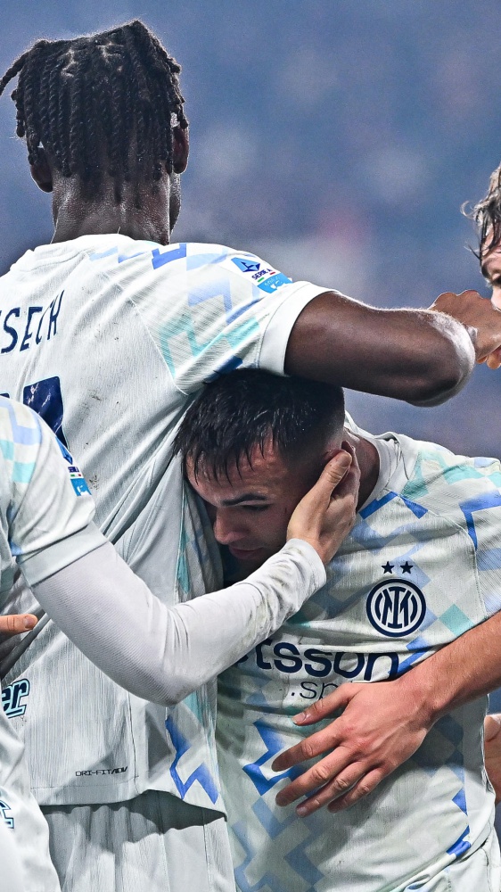 Serie A: L'Inter vola in testa alla classifica, frenano Napoli e Milan. Sorride la Juventus, Fiorentina sempre più ultima