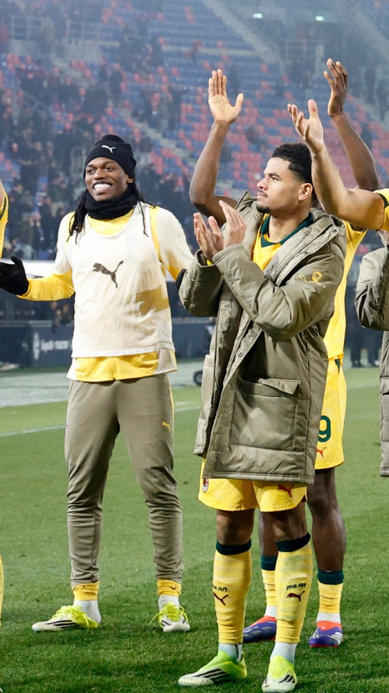 Serie A: Milan vittorioso a Bologna, tallona l'Inter a -5 in classifica