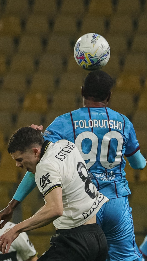 Serie A, pari nella sfida salvezza Parma-Cagliari, oggi in campo Inter e Napoli