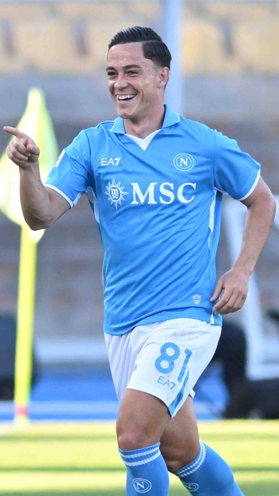 Serie A: Parma-Como 0-1, Cagliari-Udinese 1-2, Lecce-Napoli 0-1 e Inter-Verona 1-0