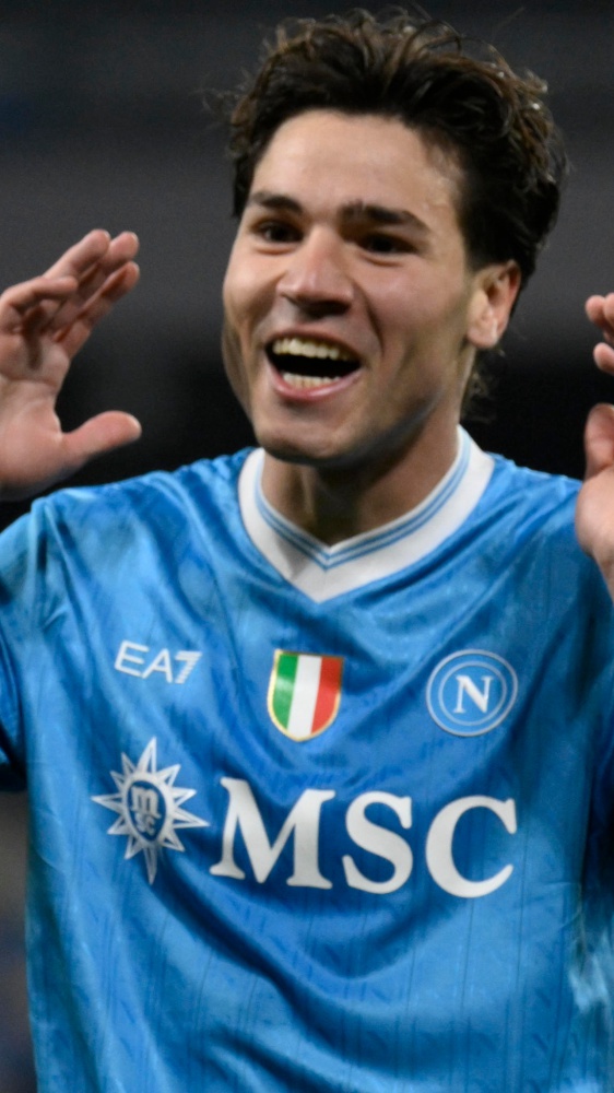 Serie A, Pisa-Sassuolo 1-3, Napoli-Fiorentina 2-1, Cagliari-Verona 4-0