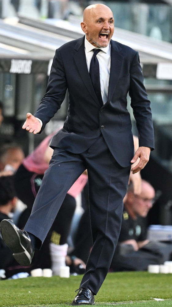 Serie A, la Juve batte il Bologna e allunga sulla coppia Roma-Como. E il Milan blinda la Champions