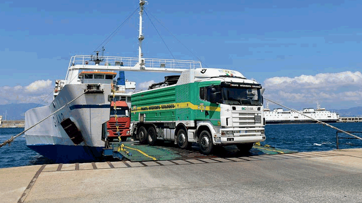 Sicilia, scatta protesta contro aumento tariffe traghetti