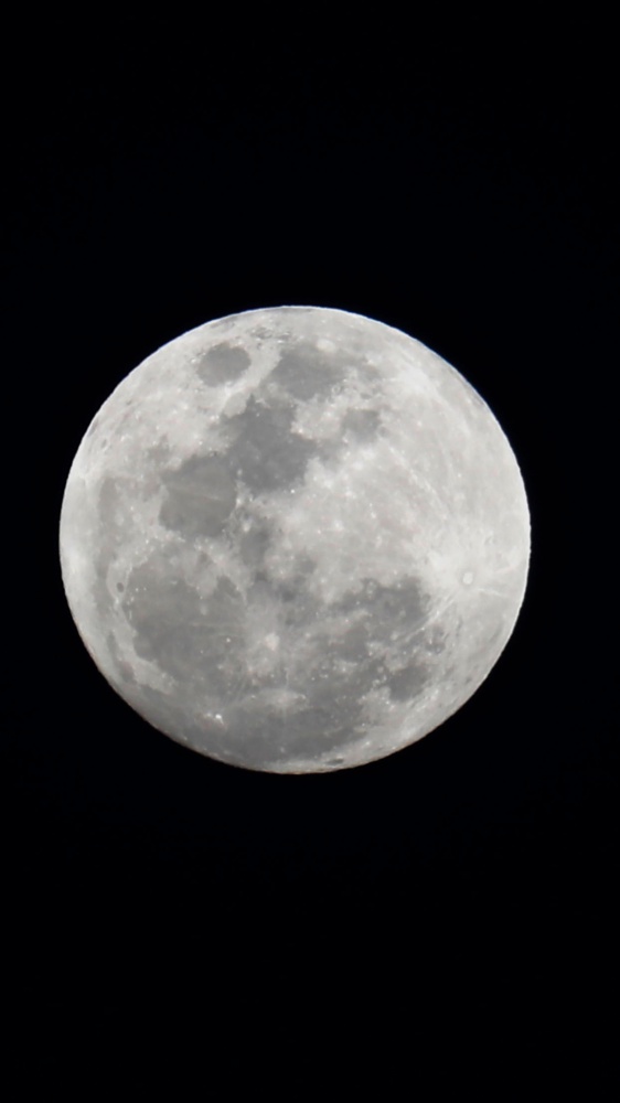 "Soli nell'universo per 40 minuti": tutto quello che c'è da sapere sulla missione Artemis 2 e sul passaggio dietro la Luna