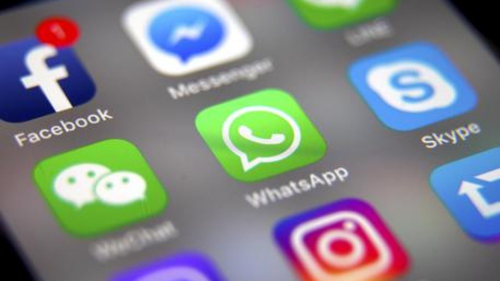Sono tornati i social,  Facebook, Whatsapp e Instagram funzionano dalle 24 italiane, il guasto era interno