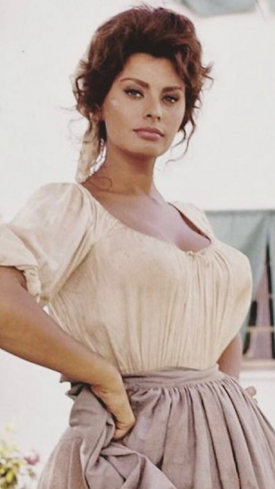 Sophia Loren fa 90. Ecco tutte le iniziative per festeggiare l’icona del cinema italiano