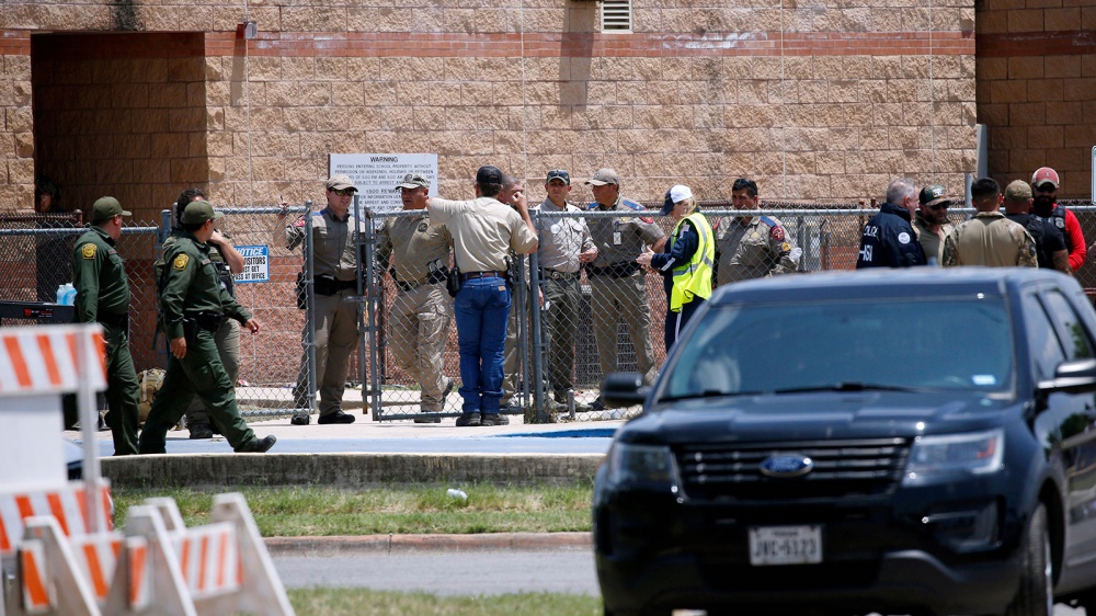 Sparatoria in una scuola elementare in Texas, morti quattordici bambini e un insegnante