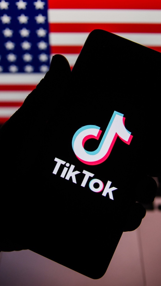 Stati Uniti, Donad Trump vuole "salvare" TikTok, il piano del presidente eletto dopo lo stop della piattaforma