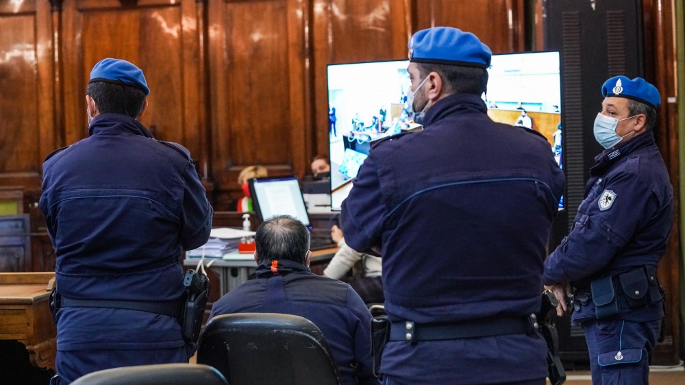 Strage di Quargnento, condannati a 30 anni i coniugi per l'esplosione nella cascina che causò la morte di tre vigili del fuoco