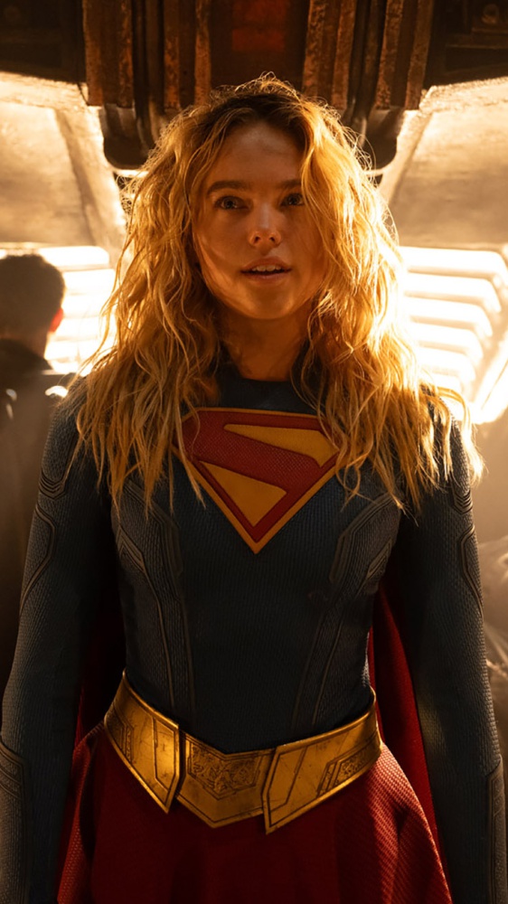Supergirl, trama e recensione del film in uscita oggi