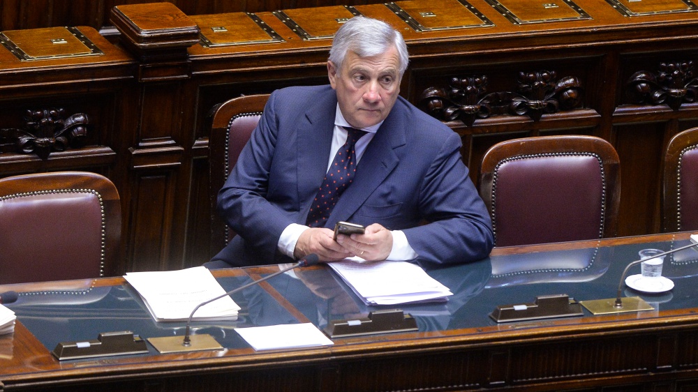 Tajani, gli italiani possono lasciare il Niger con un volo speciale. La Francia nega un suo intervento armato nel Paese
