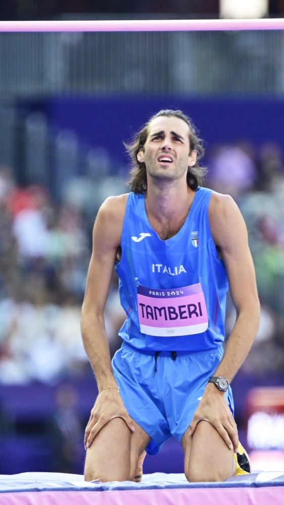 Tamberi stenta ma va in finale, 'oggi il giorno più duro. L'italia conquista il bronzo nell'inseguimento a squadre