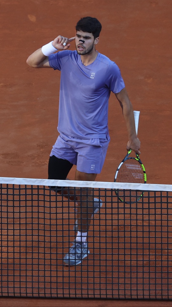Tennis, Internazionali BNL d'Italia, Carlos Alcaraz trionfa a Roma contro Jannik Sinner, si confermano regine Jasmine Paolini e Sara Errani