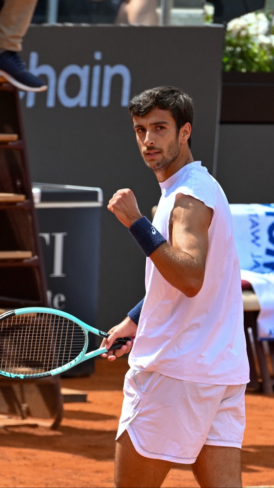 Tennis, Internazionali BNL d'Italia: Esordio vincente per Musetti, avanti anche Passaro