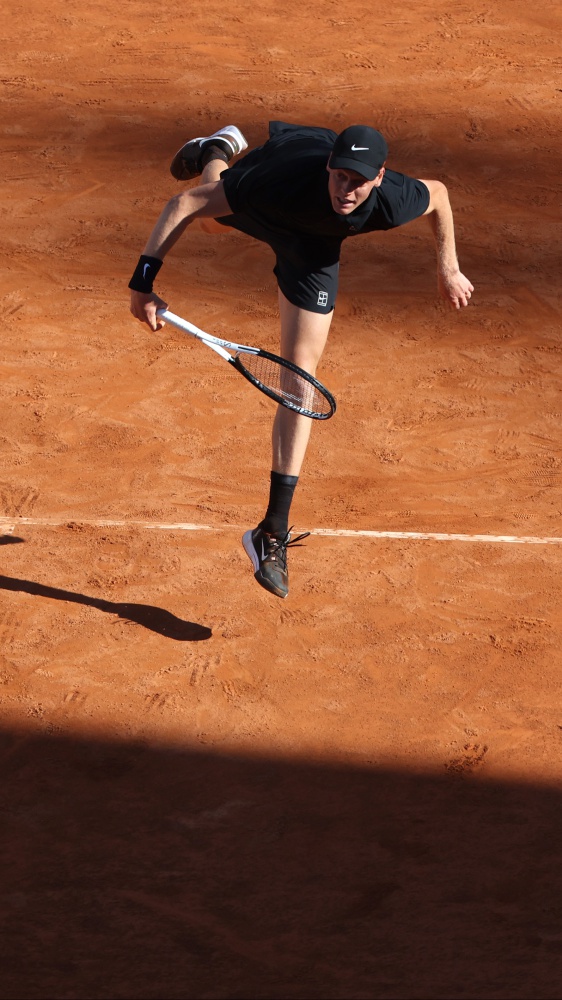 Tennis, Internazionali BNL d'Italia, lunedì perfetto per Jannik Sinner e Jasmine Paolini che volano sulla terra rossa del Centrale