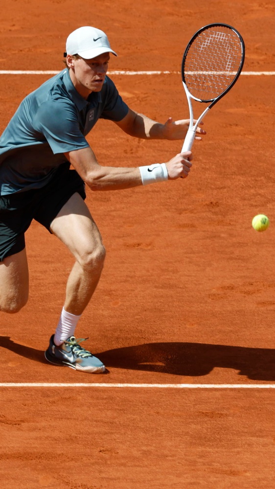Tennis, Jannik Sinner vola ai quarti di finale dell'Open di MAdrid