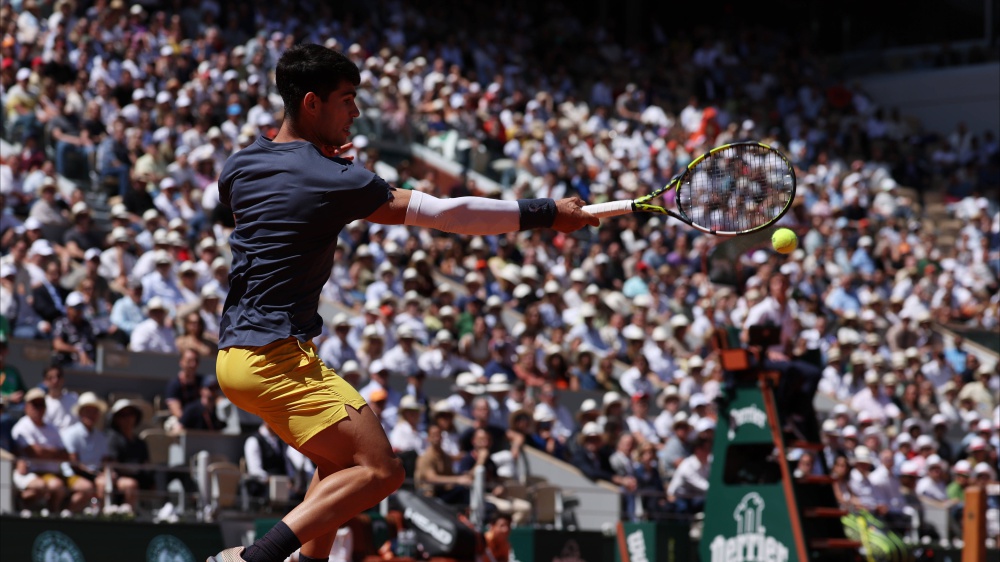 Tennis, Niente finale al Roland Garros per Jannik Sinner, battuto dallo spagnolo Alcaraz