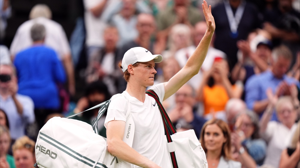 Tennis, Wimbledon, Jannik Sinner perde contro Medvedev ai quarti di finale, sfuma l'obiettivo semifinale dopo quattro ore di gioco