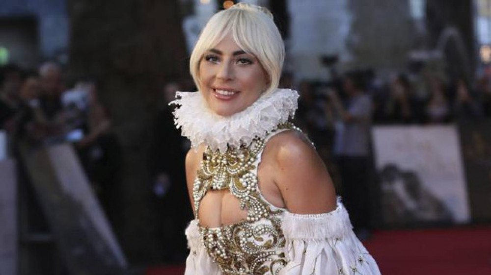 Lady Gaga interpreta Patrizia Reggiani nel film dedicato all’omicidio di Gucci, e cerca casa a Roma