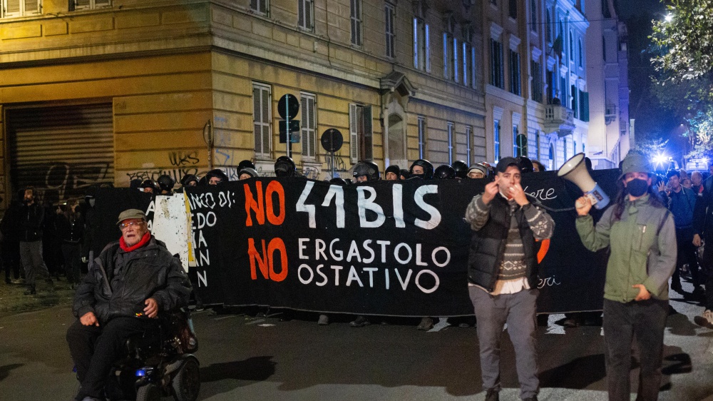 Torino: chiesto l'ergastolo per Alfredo Cospito, protestano gli anarchici